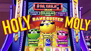 Bank Buster Slot Machine: Unleashing Big Wins and Exciting Gameplay